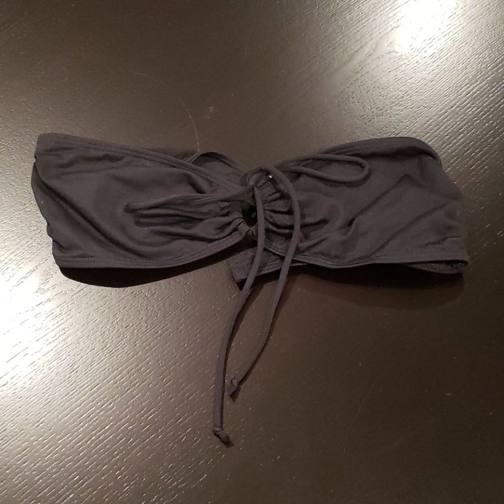 NWT! BR STRAPLESS BIKINI TOP L